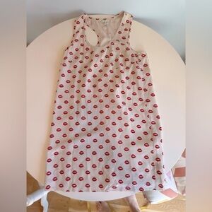 Jolie tank dress with red lips smooches on it size M